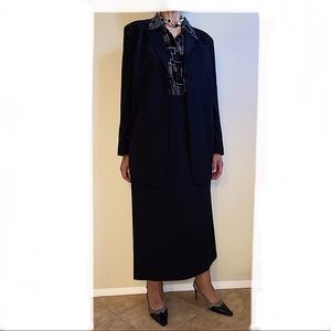 Valerie Stevens Separates (Woman) Black Suit Size 18/20